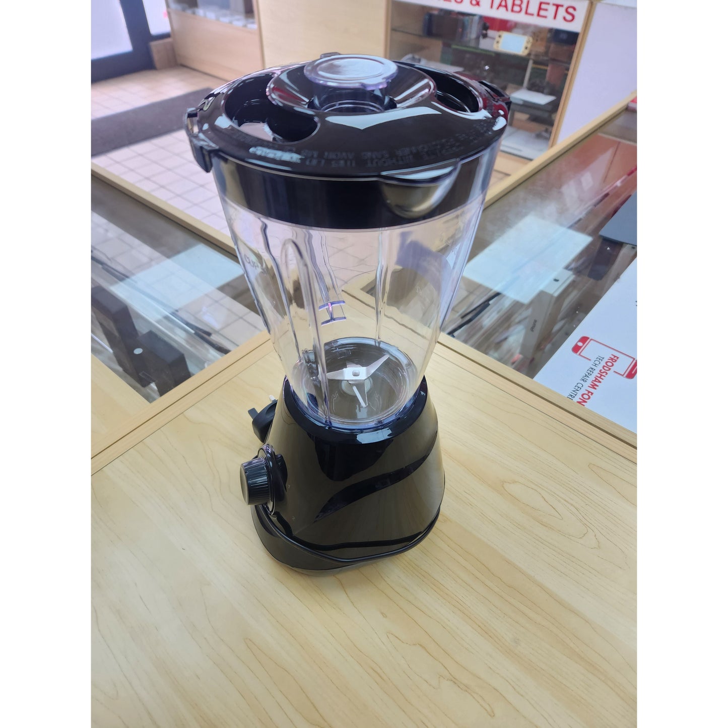 Nutmeg Jug Blender - RRP: £29.99