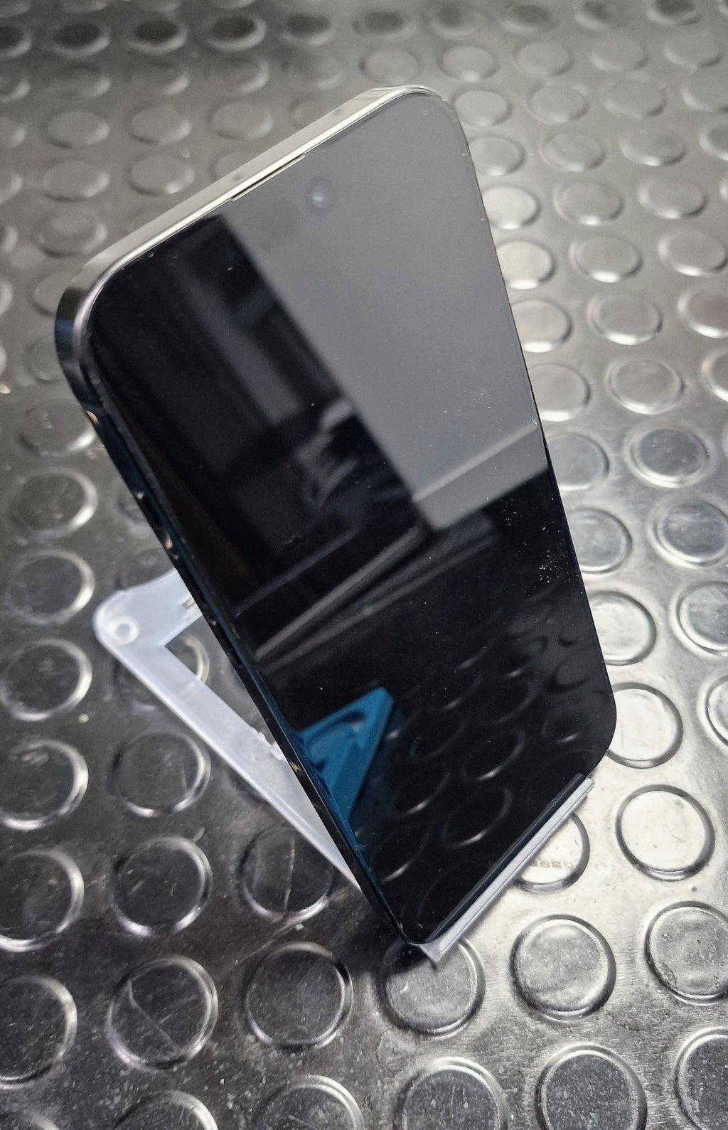 Apple iPhone 16 Pro Max - Black Titanium - 256GB - Grade A (SPT5314)