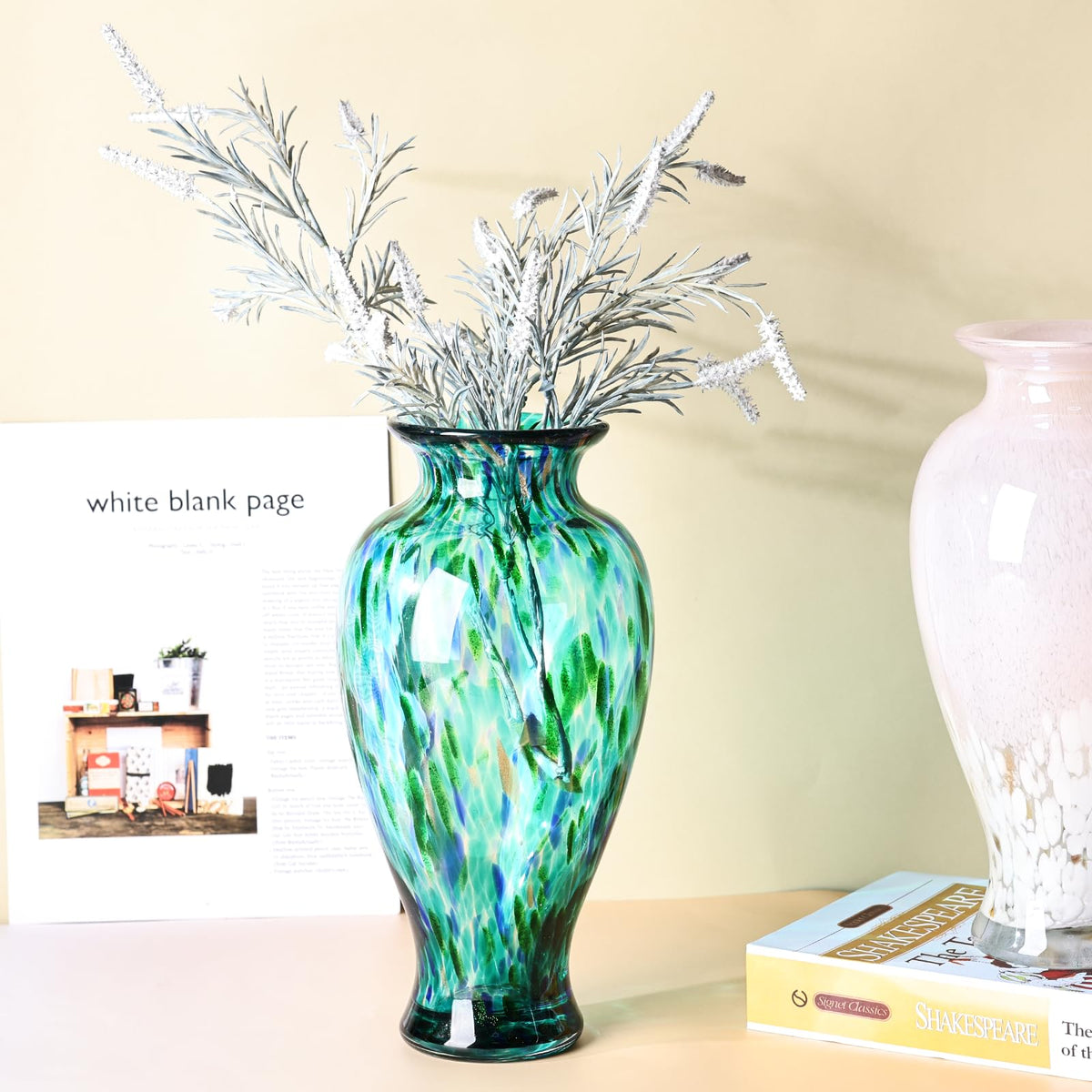 Hand-Blown Glass Vase RRP - £32.99 11.8in Tall Modern Decorative Wide Mouth Centrepiece – Jade Green